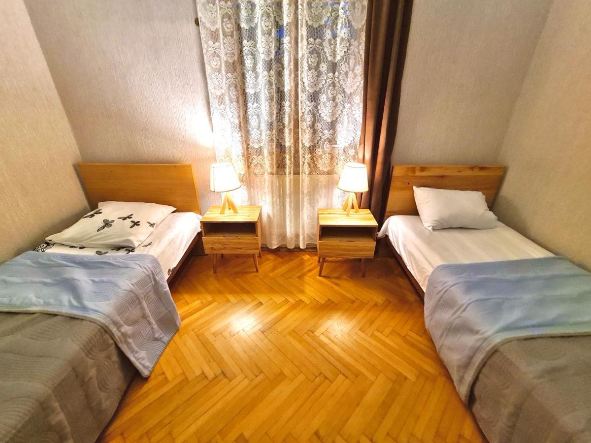 Guesthouse Zedafoni Zestafoni Екстер'єр фото