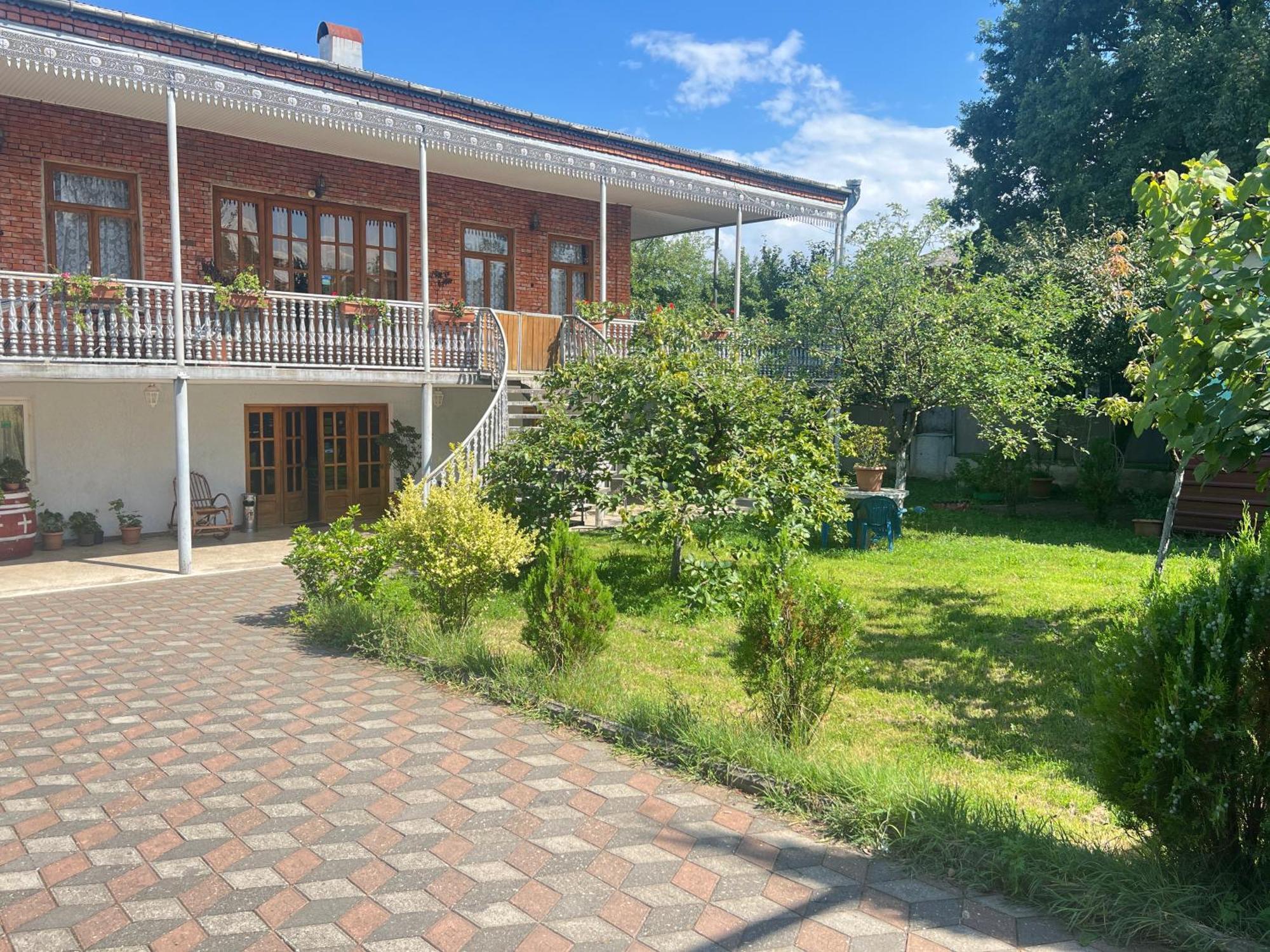 Guesthouse Zedafoni Zestafoni Екстер'єр фото
