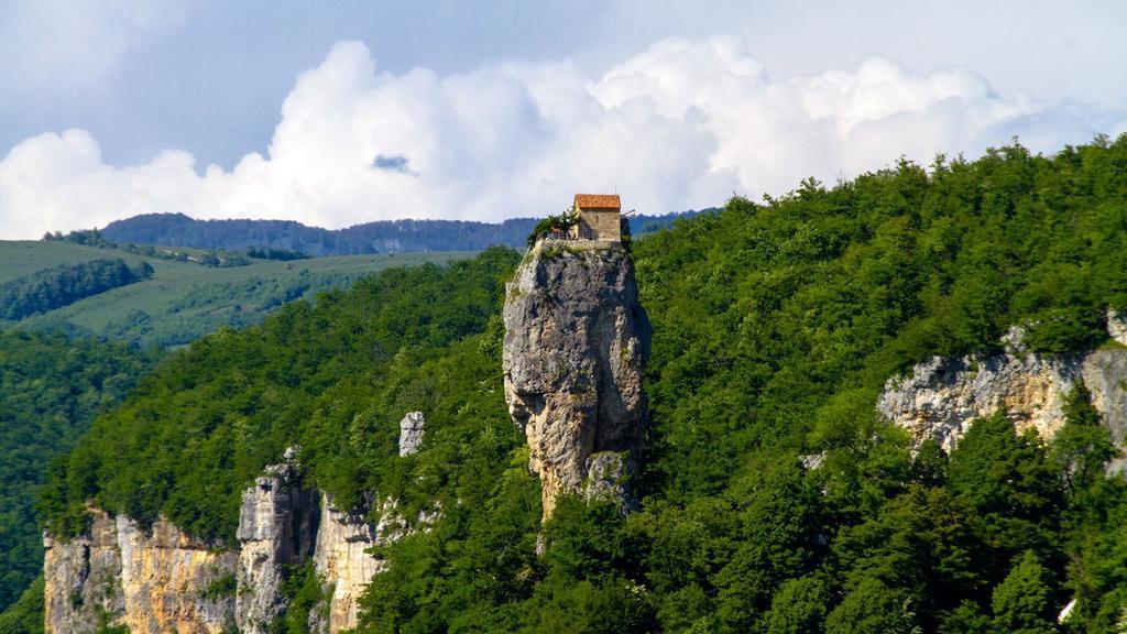 Guesthouse Zedafoni Zestafoni Екстер'єр фото