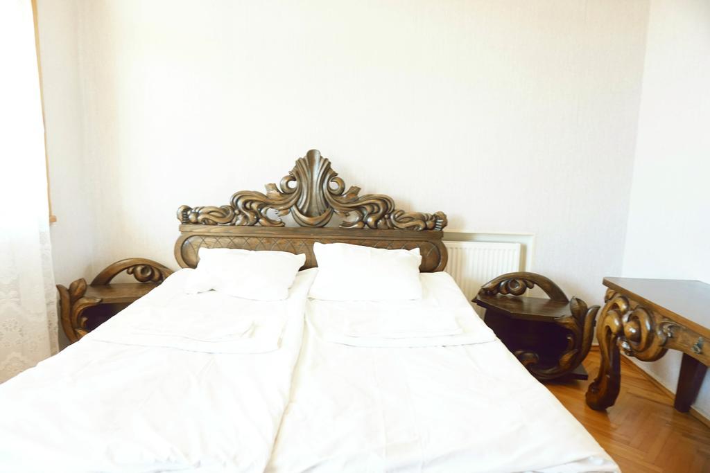 Guesthouse Zedafoni Zestafoni Екстер'єр фото