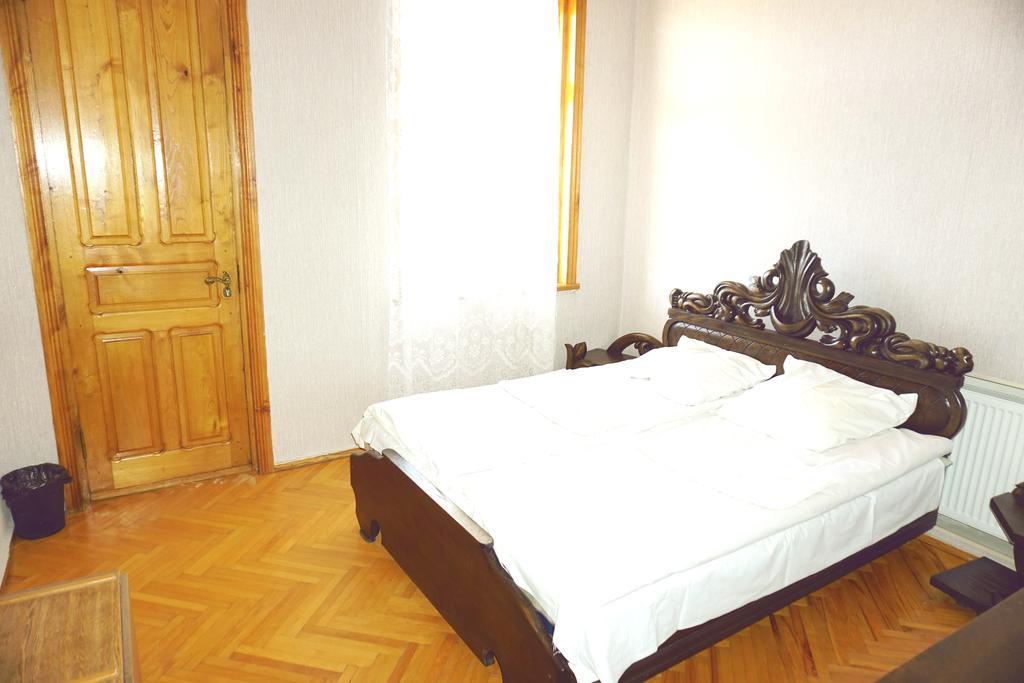 Guesthouse Zedafoni Zestafoni Екстер'єр фото