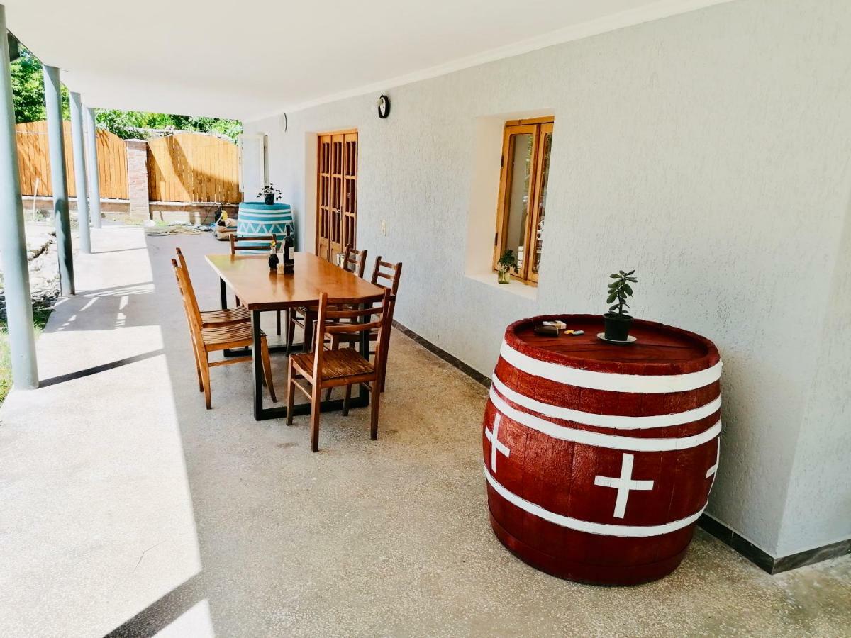 Guesthouse Zedafoni Zestafoni Екстер'єр фото